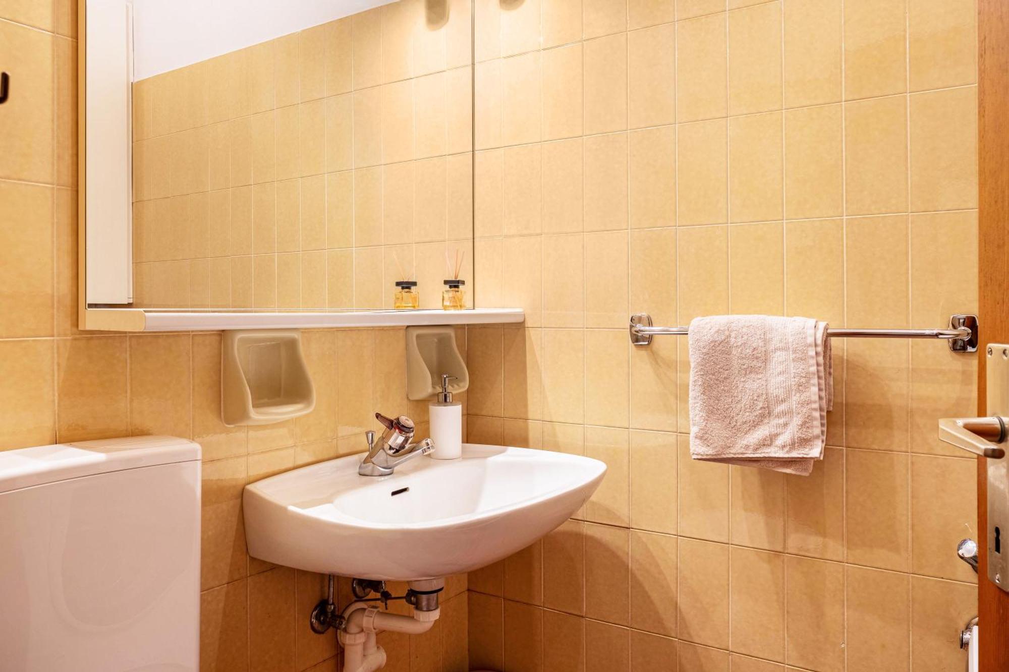 Apartment Marini Terlan Bagian luar foto